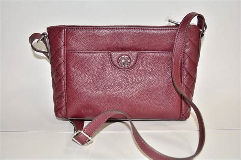 Wholesale Brand Name Handbags & Wallets 